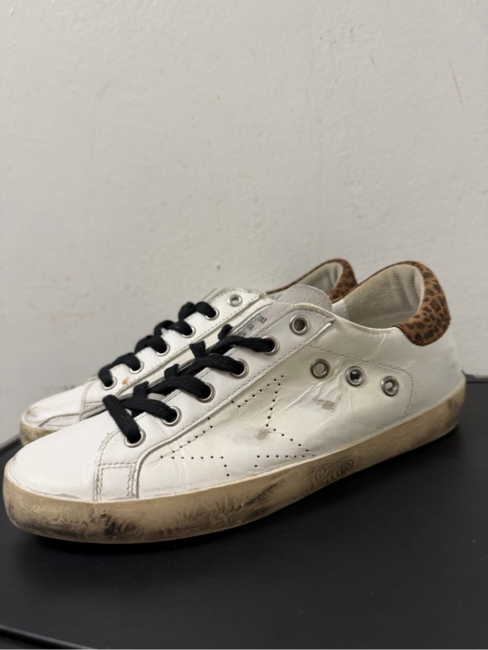 Golden Goose Women's Archive Size 36 White Leather Leopard Details Worn Lightly - Picture 2 of 14